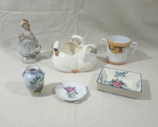 Assorted Vintage Made In Japan Ceramic Articles Group