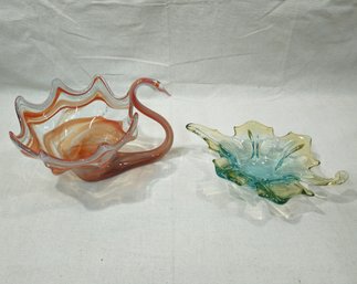Vintage Mid-Century Handblown Art Glass Swan & Leaf Dish