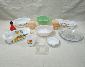 Assorted Vintage Anchor Hocking Fire King Glassware Group
