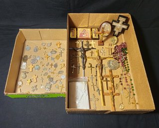 Assorted Vintage Costume Jewelry Religious Crosses & Other Relics Group