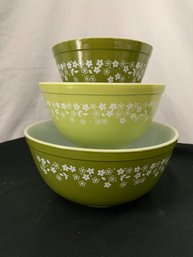 Pyrex Spring Blossom Crazy Daisy Redesign Mixing Bowl Set Of 3