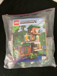 Lego Minecraft: The Modern Treehouse Set 21174