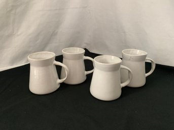 Bennington Potters Pottery Set Of 4 White Mugs