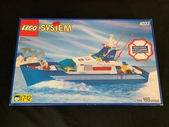 Lego Boat Set 4022 C26 Sea Cutter Minifigures, Manual & Box