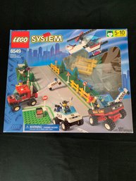 Lego Town Traffic Set 6549 Roadblock Runners Minifigures, Booklets & Box