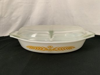 Pyrex Promotional Royal Wheat Divided Serving Dish W/lid