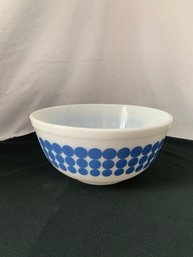 Pyrex Blue Dot Mixing Bowl