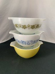 Pyrex Group Of ~3 Cinderella Mixing Bowls