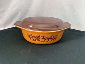 Pyrex Old Orchard Bakeware Oval Casserole W/lid
