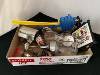 Box Lot Of ~14 Miscellaneous Kitchen Items