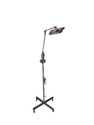 Professional Adjustable Magnifying Task Lamp On Rolling Stand