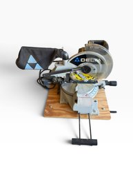 Delta 10' Compound Miter Saw  Model 36-225 With Extra Blade