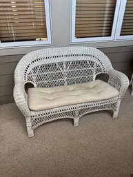 White Wicker Loveseat / Settee With Tufted Seat Cushion