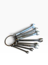 Large Assortment Of Approximately 18 Spring Clamps In Multiple Sizes And Styles. Includes Metal And Plastic Cl