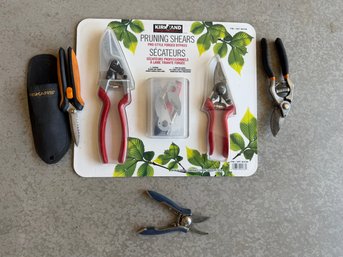 Kirkland Signature & Fiskars Pruning Tool Lot