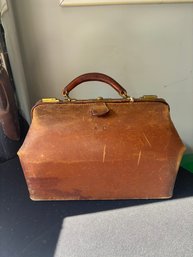 Vintage Leather Gladstone Bag (doctor Bag)
