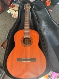 Yamaha G-55A Classical Guitar And Case