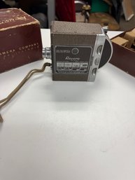 Vintage Revere Eight Model 70 8mm Movie Camera