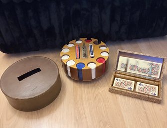 Vintage Wooden Poker Chip Carousel Set And De Rossi Double Deck Play Cards Case