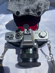 Minolta 35mm SLR Film Camera