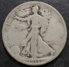 1918 WALKING LIBERTY SILVER HALF DOLLAR GOOD CONDITION