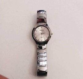 BRAND NEW LAWRUNS SILVER TONED QUARTZ 6004 MENS WRIST WATCH