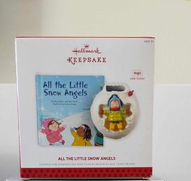 LIKE NEW 2013 HALLMARK KEEPSAKE ALL THE LITTLE SNOW ANGLES ARTIST CRAFTED CHRISTMAS TREE ORNAMENT