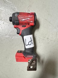 Milwaukee Fuel M18 1/4 Impact Gun