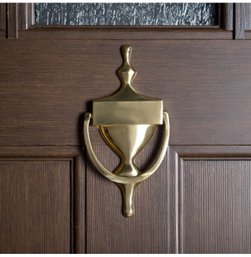Gatehouse 7-in Gold Polished Door Knocker