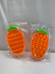2 POP Fidget Toys Finger Push Bubble (1, Carrot)