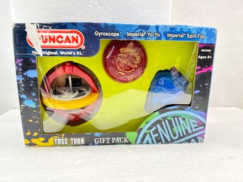 Genuine Duncan Toys. Yo-yo Toss And Turn Gift Pack