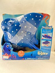 MR. RAY 3-in-1 Playset STORAGE Pixar FINDING DORY SWIGGLEFISH Roll RIDE Store!