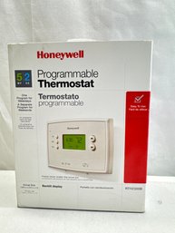 Honeywell 5-2 Day 5-2 Day Programmable Thermostat