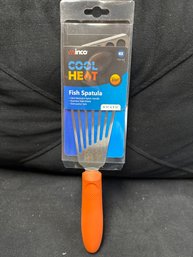 Winco Cool Heat Fish Spatula 6 3/4' X 3 1/4'