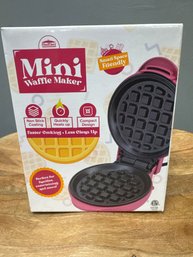 Mini Waffle Maker