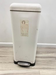 Happimess Step On Finger Print  Resistant Trash Can