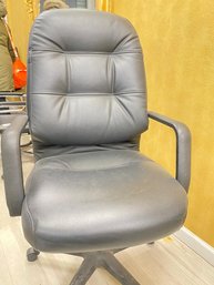 Comfortable Black Office Chair