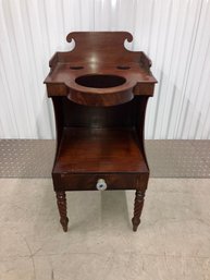 Antique Sheraton Mahogany Wash Stand C. 1810-1830
