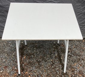 Collapsable Modern Table With Multiple Positions