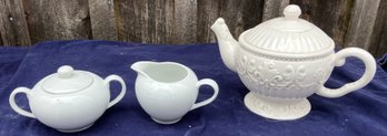 Simply Inviting Teapot & Creamer & Sugar