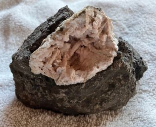 Manganoan Calcite Vug