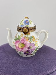 Sweet Vintage LIMOGES Hinged Tea Pot  Box Flowers