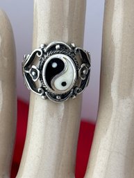 Vintage Sterling Silver Ying And Yang Ring