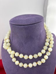 Vintage Pale  Green Jade Beads Necklace