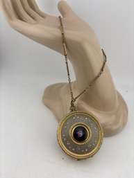 Vintage  Ladies Enamel Dance  Compact Flapper