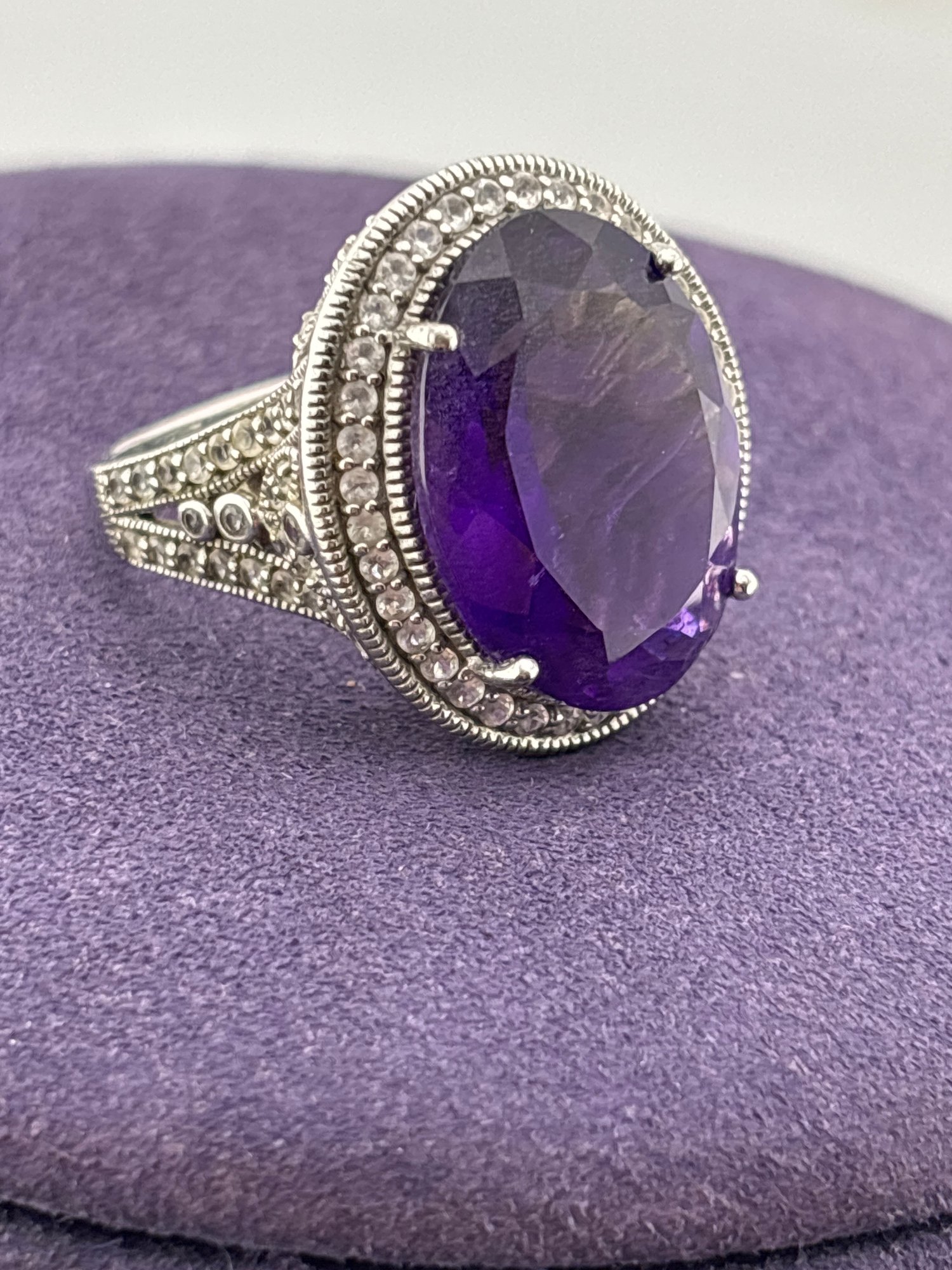 Huge Vintage Deep Purple Amethyst Sterling Ring #9028 | Auctionninja.com