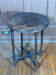 Antique Early American Style Accent Table