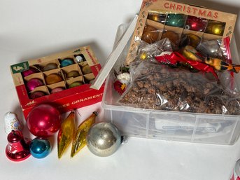 Assorted Vintage Christmas Ornaments & Decor