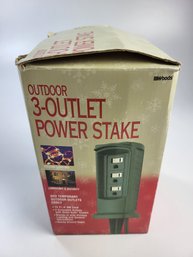 3 Outlet Outdoor Power Stake