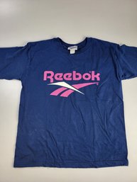 E - Reebok Medium Logo Tee T Shirt Pink Blue